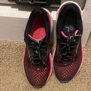 Brooks Black and Pink Running Shoes